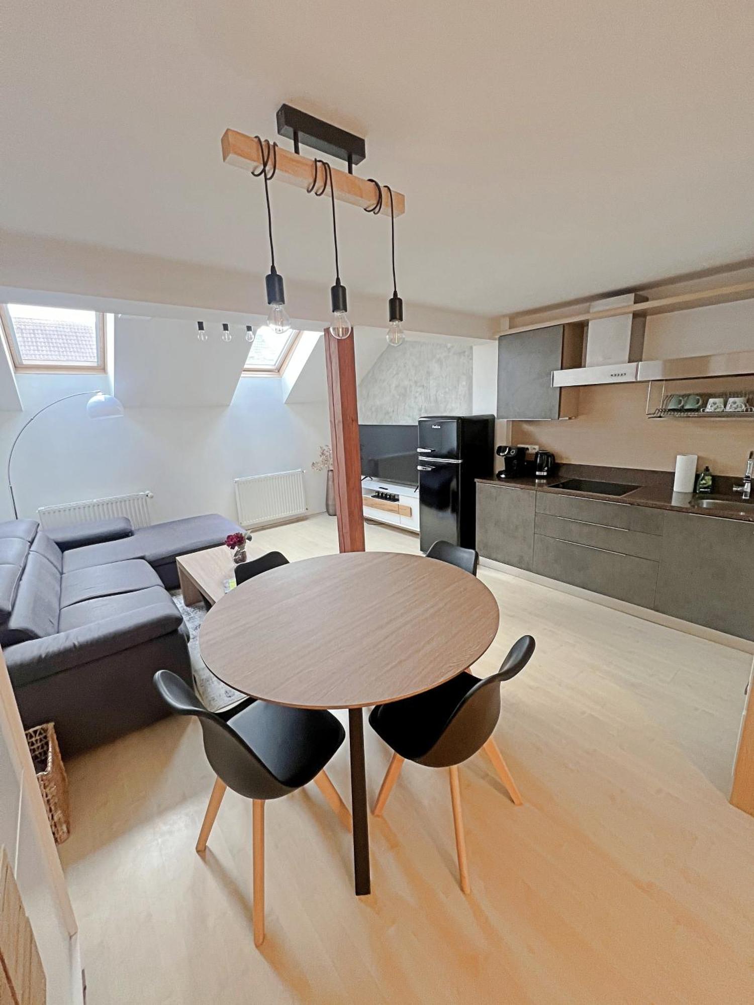 Mezonetovy Apartman V Centru Πράγα Εξωτερικό φωτογραφία